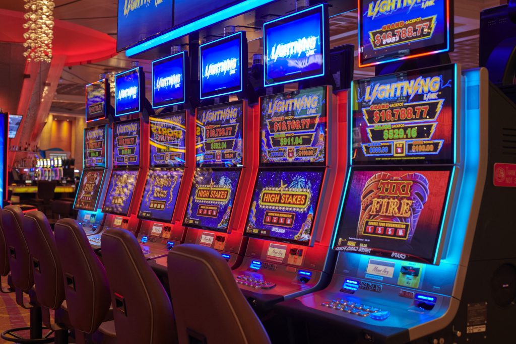 Bonus Features: Improving the Online Pokies Experience